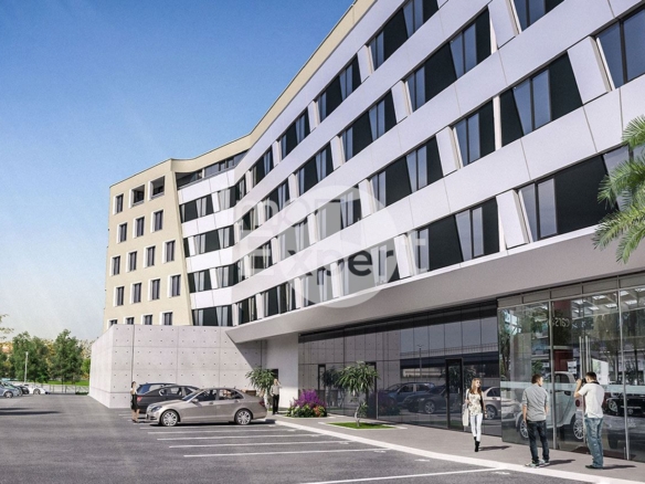 Нов, тристаен имот в квартал Сарафово - 0