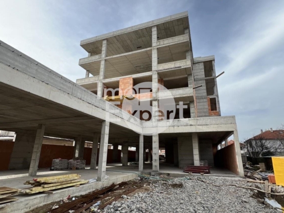 Тристаен апартамент на среден ЕТАЖ, БЕЗ комисионна от купувача!!! - 0