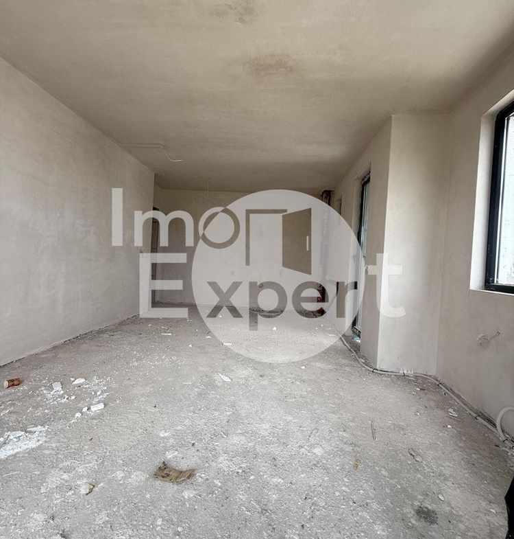 Двустаен апартамент на крачка от морето!!! - 0