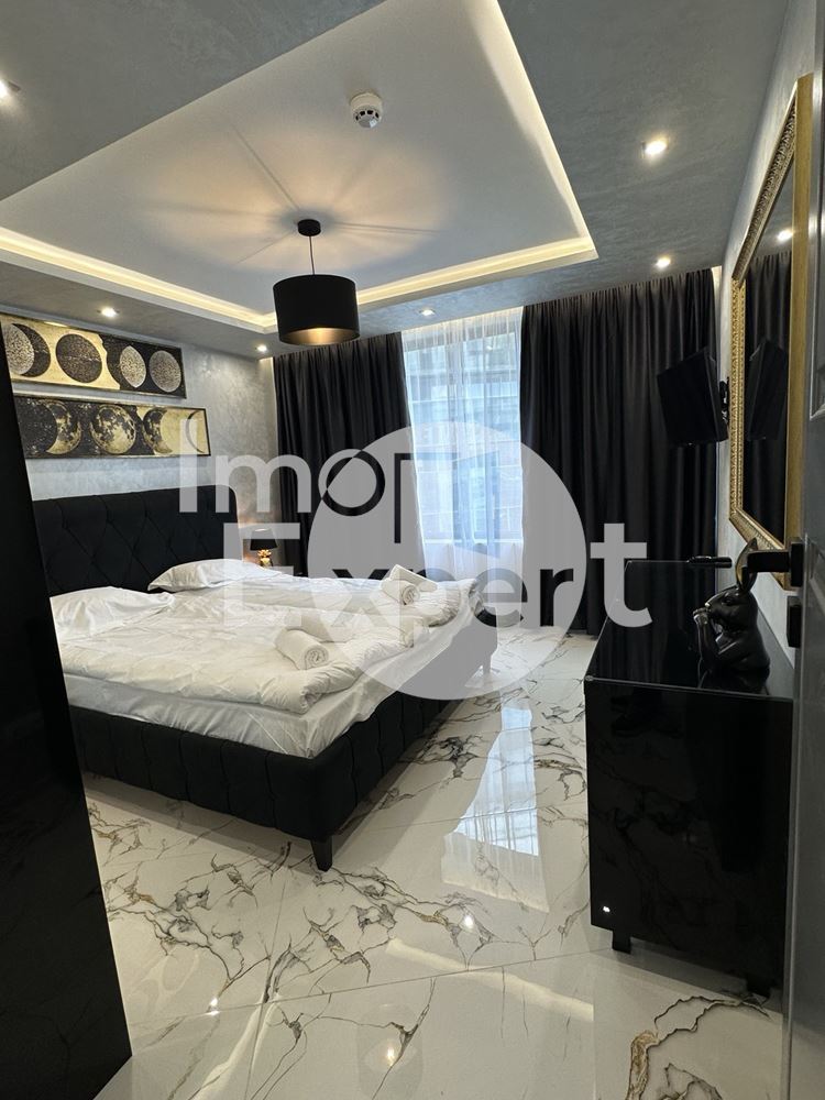 Луксозен двустаен апартамент под наем жк.Лазур с паркомясто на метри от морето и морската градина!!! - 0