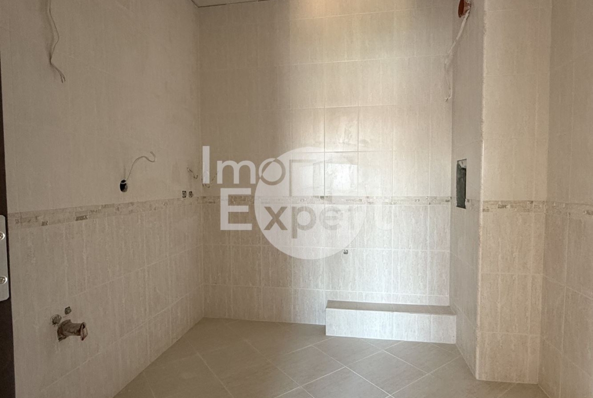 Тристаен до ключ Ахелой комплекс Фамагуста акт16 с асансьор !!! - 0