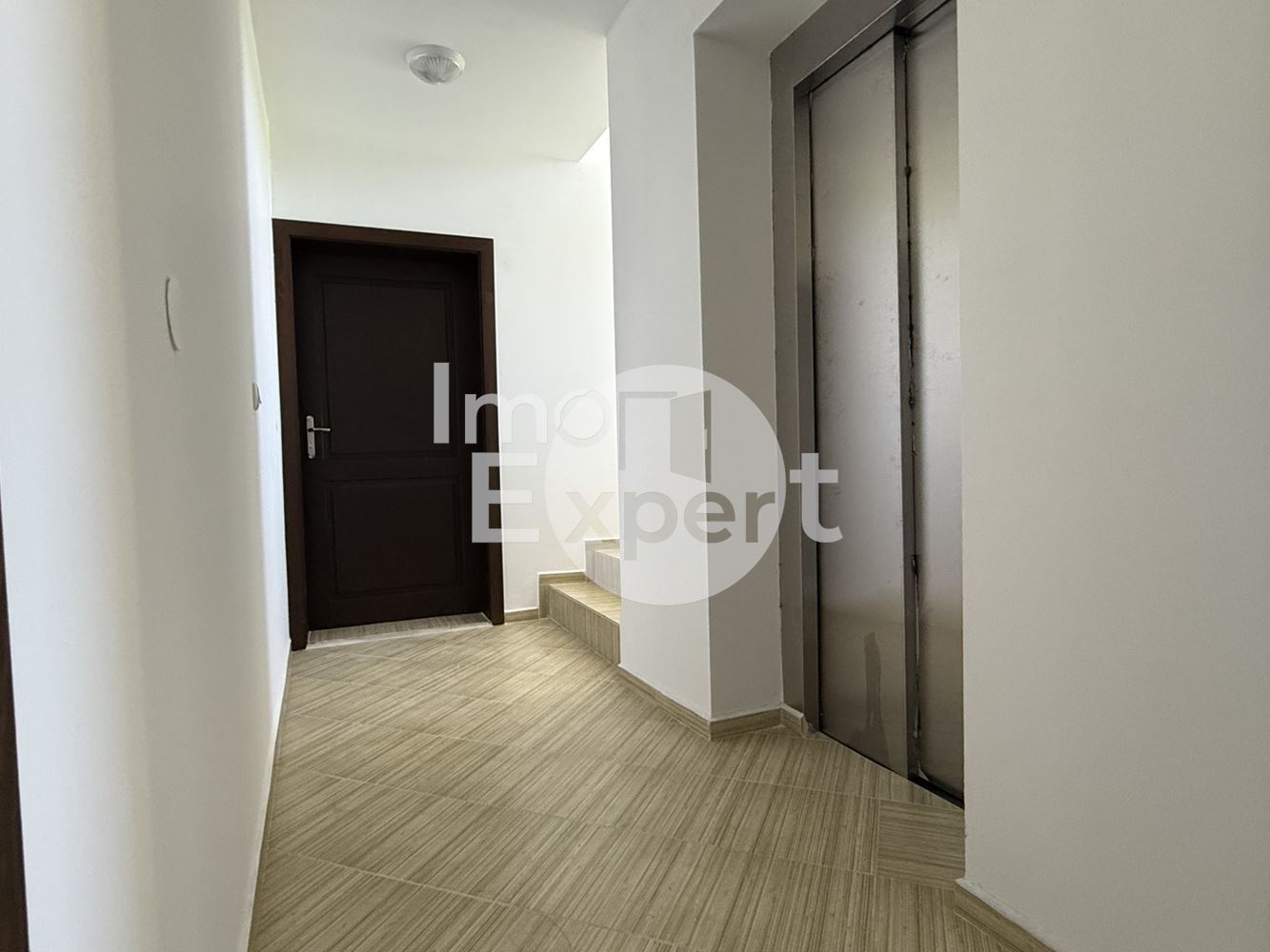 Тристаен до ключ Ахелой комплекс Фамагуста акт16 с асансьор !!! - 0