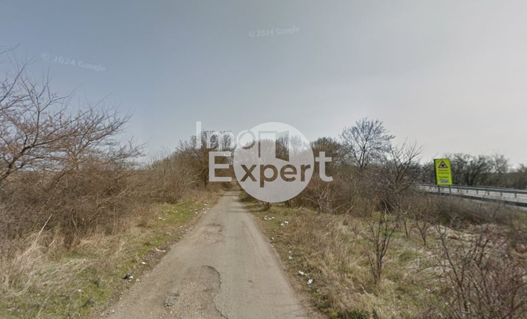 Поземлен имот в кв.Крайморие, местност Кафка !!! - 0