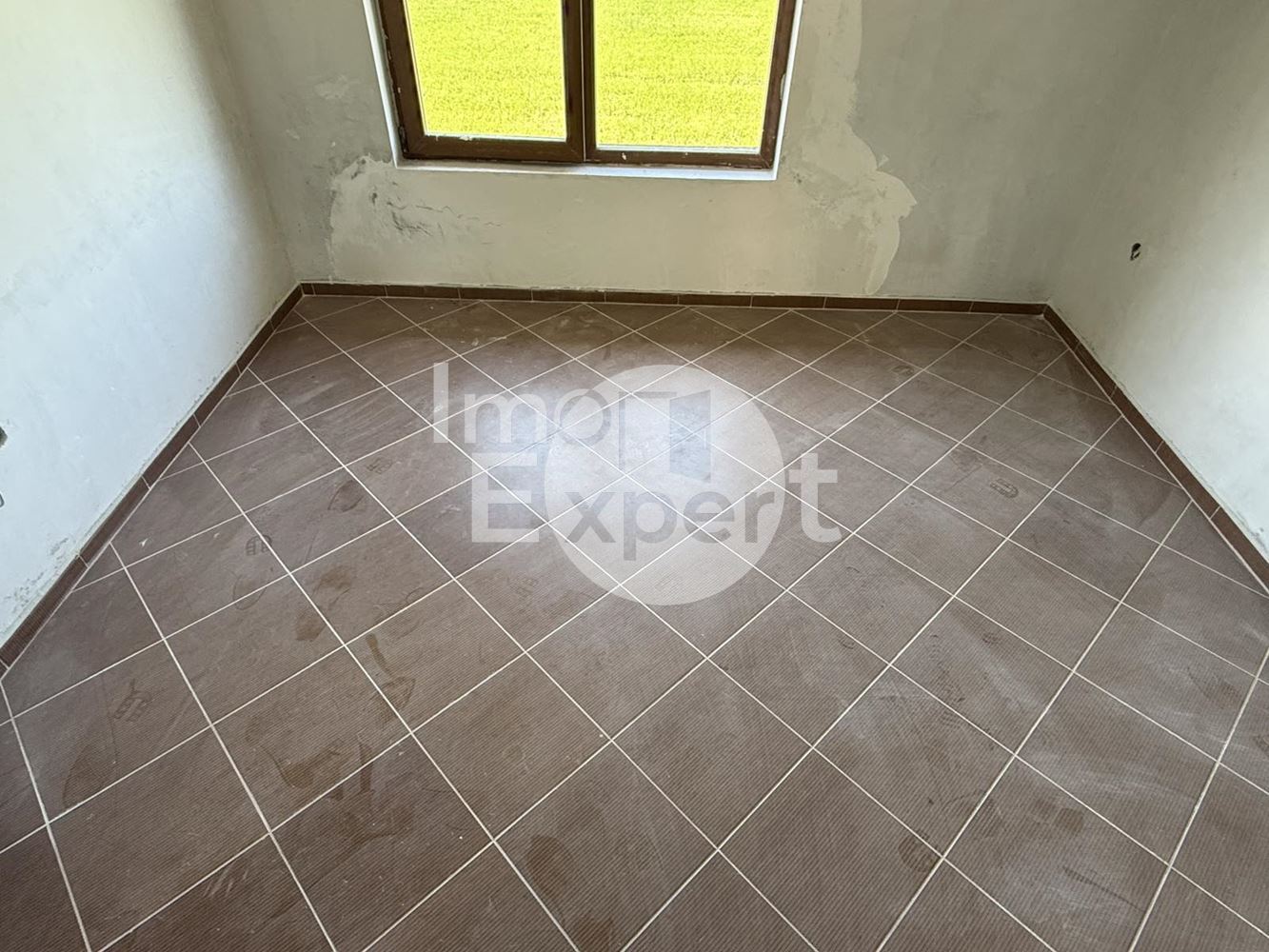 Тристаен до ключ Ахелой комплекс Фамагуста акт16 с асансьор !!! - 0