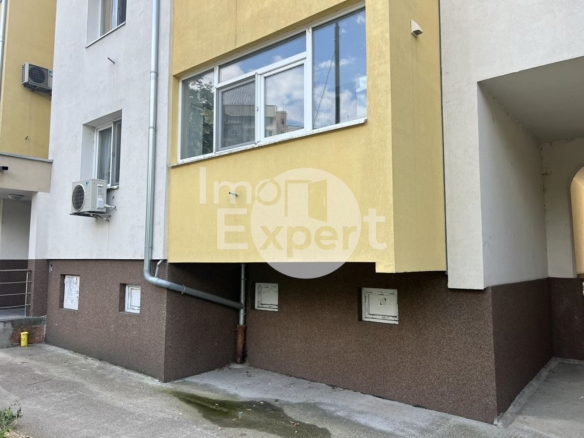 Четири отделни стаи в САНИРАН блок!!! - 0