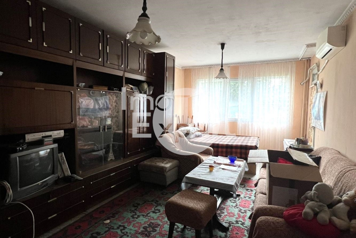 Четири отделни стаи в САНИРАН блок!!! - 0