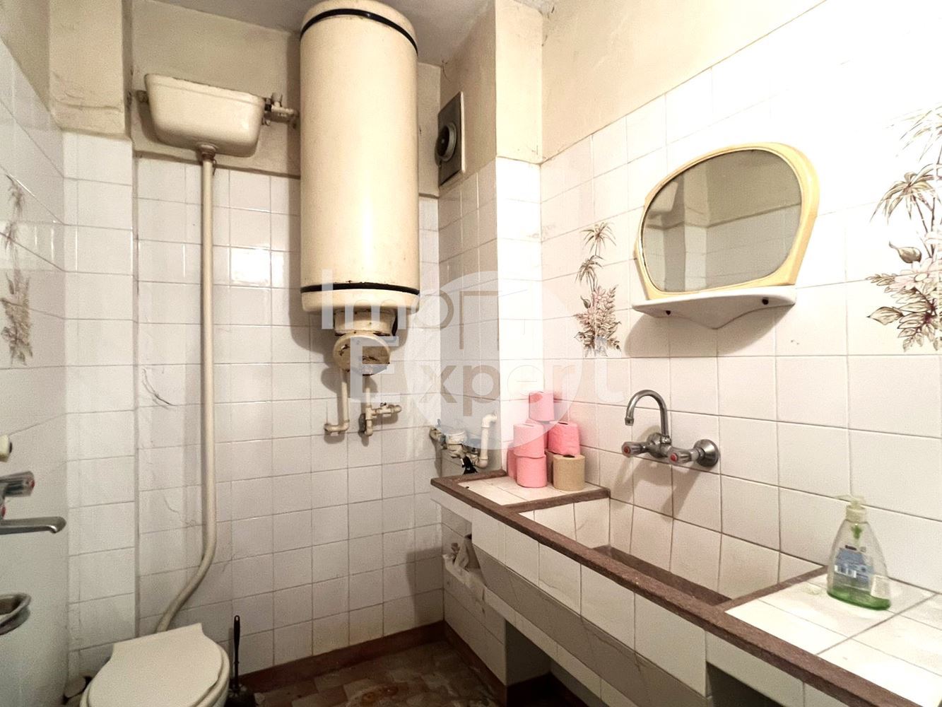 Апартамент с три отделни стаи и гледка към р. Тунджа!!! - 0