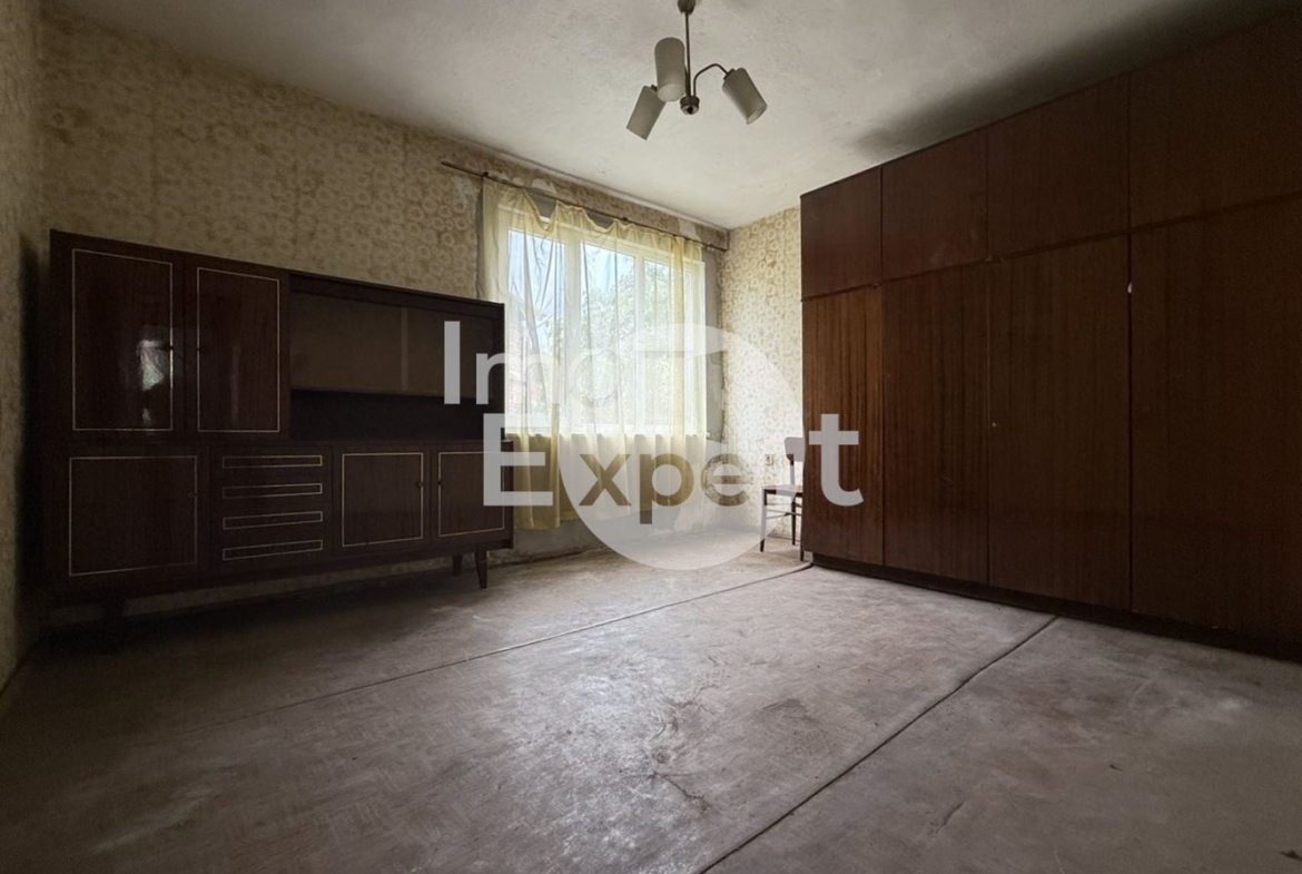 Етаж от къща със самостоялен вход и двор Долно Езерово!!! - 0