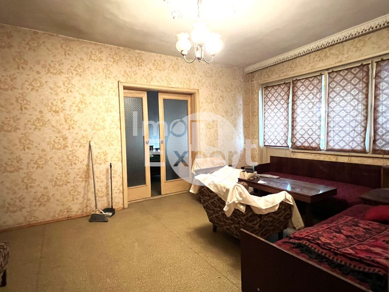 Апартамент с три отделни стаи и гледка към р. Тунджа!!! - 0