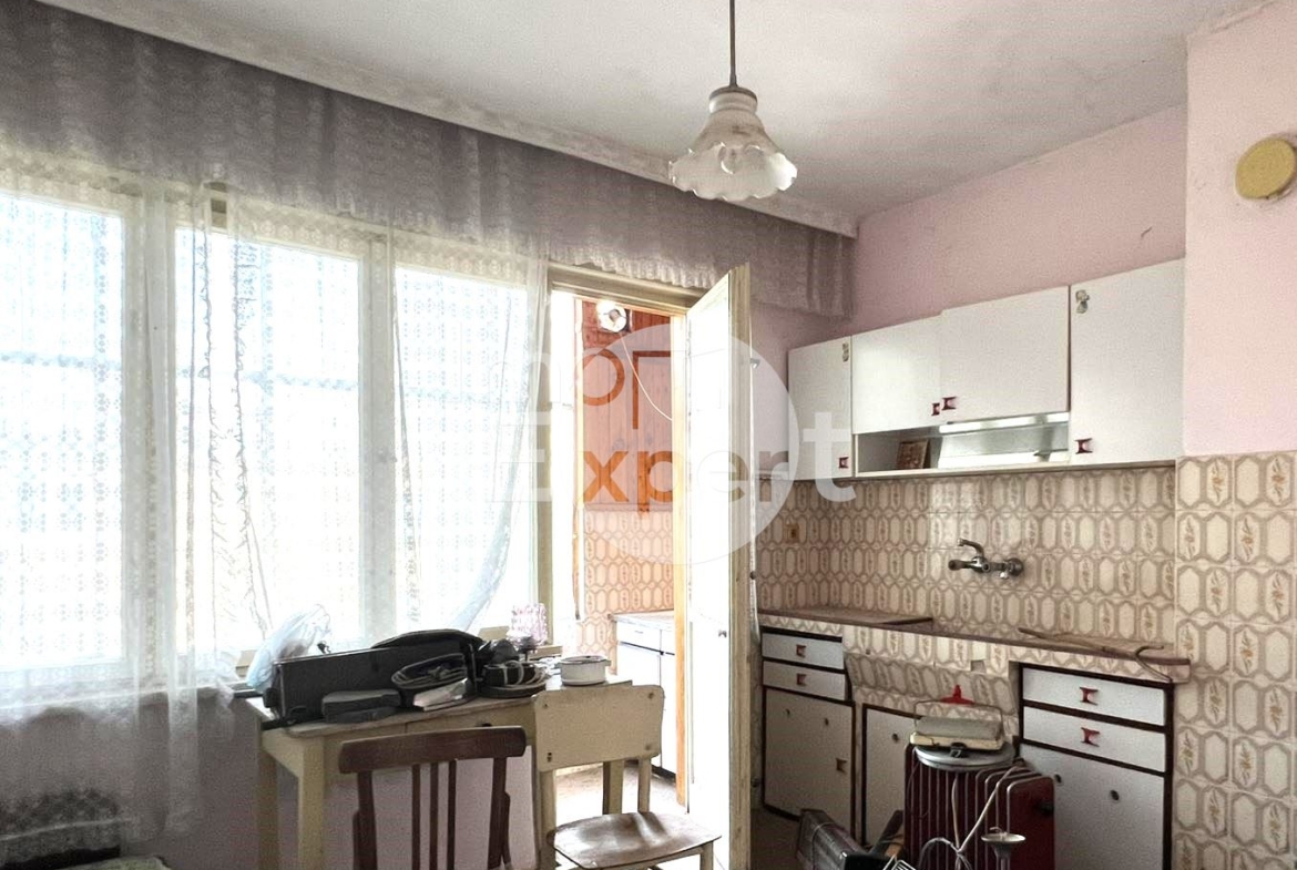 Апартамент с три отделни стаи и гледка към р. Тунджа!!! - 0