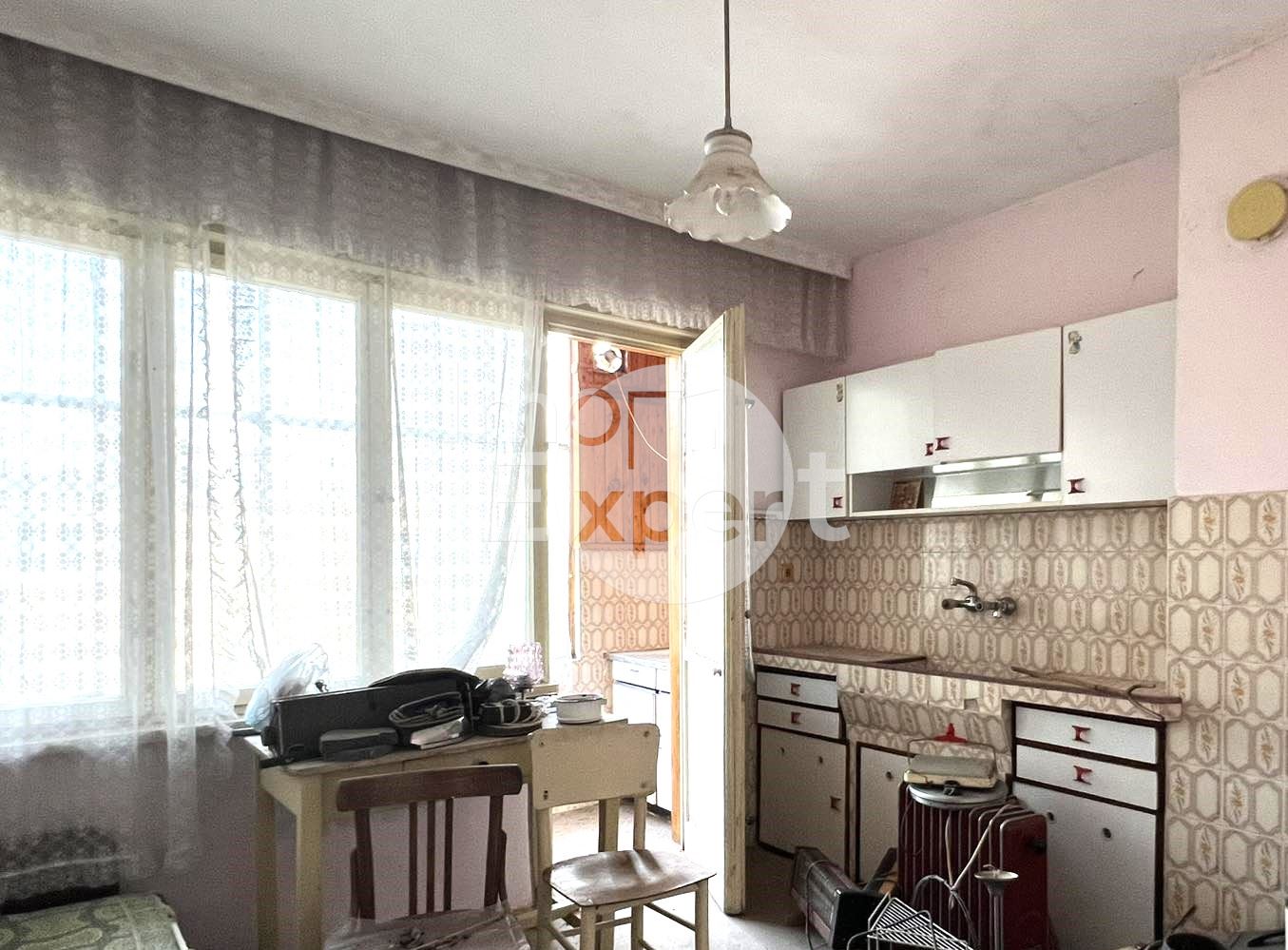 Апартамент с три отделни стаи и гледка към р. Тунджа!!! - 0