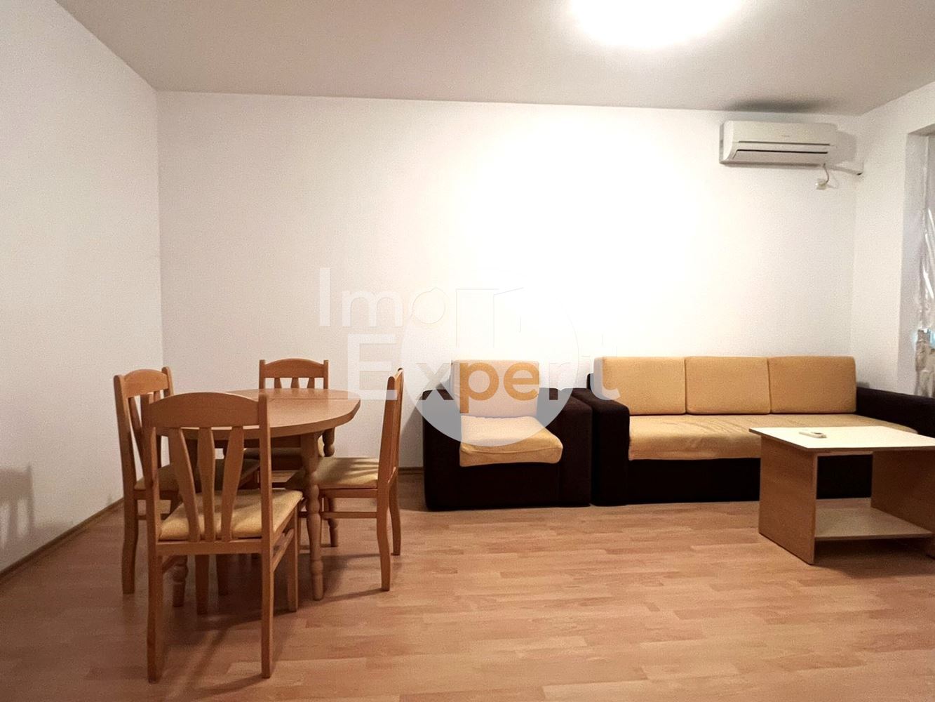 Продава се тристаен апартамент в комплекс Съни Дей 6, близо до Слънчев бряг! - 0