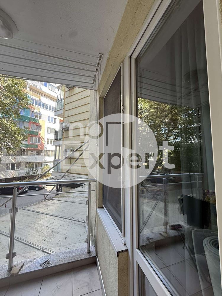 Двустаен апартамент на метри от Морската градина - 0