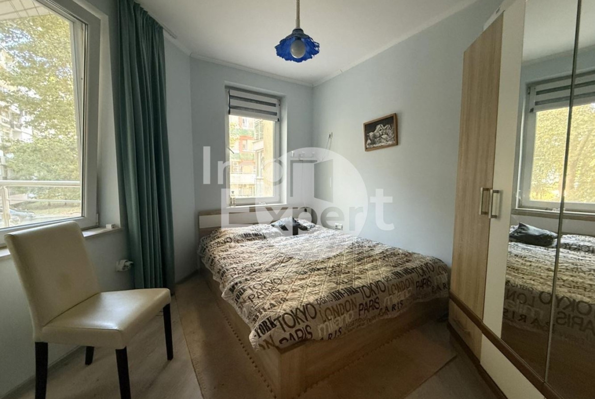 Двустаен апартамент на метри от Морската градина - 0