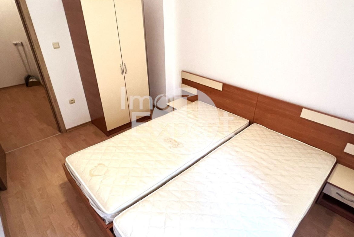 Продава се тристаен апартамент в комплекс Съни Дей 6, близо до Слънчев бряг! - 0