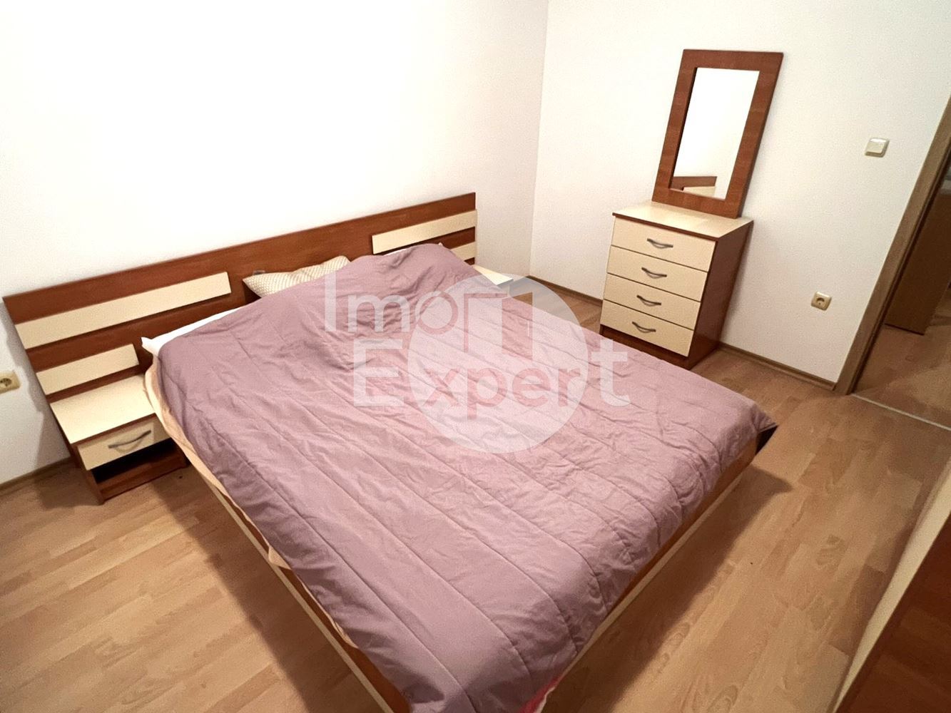 Продава се тристаен апартамент в комплекс Съни Дей 6, близо до Слънчев бряг! - 0