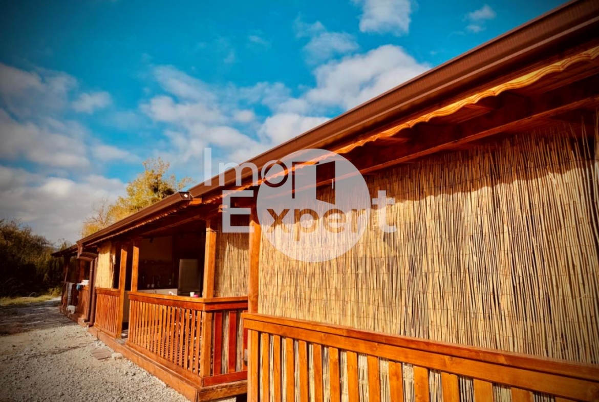 Две бунгала на метри от морето срещу к-н Градина - 0