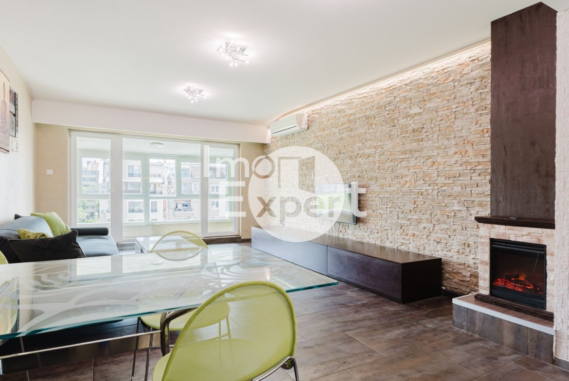 Обзаведен четиристаен апартамент на метри от морето гледка море и с акт16 и асансьор !!! - 0