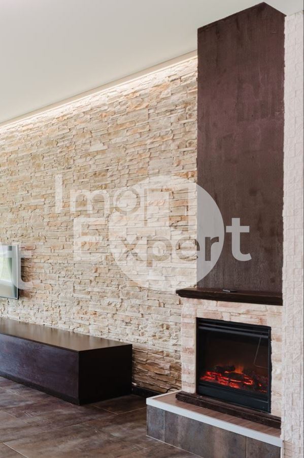 Обзаведен четиристаен апартамент на метри от морето гледка море и с акт16 и асансьор !!! - 0