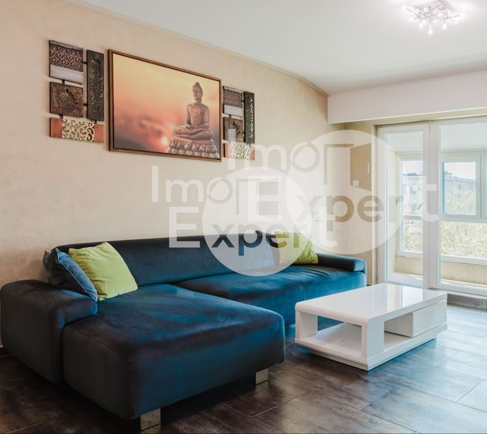 Обзаведен четиристаен апартамент на метри от морето гледка море и с акт16 и асансьор !!! - 0