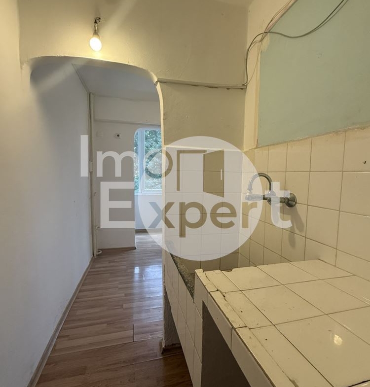 Апартамент с две стаи на отлична локация в жк.Зорница - 0