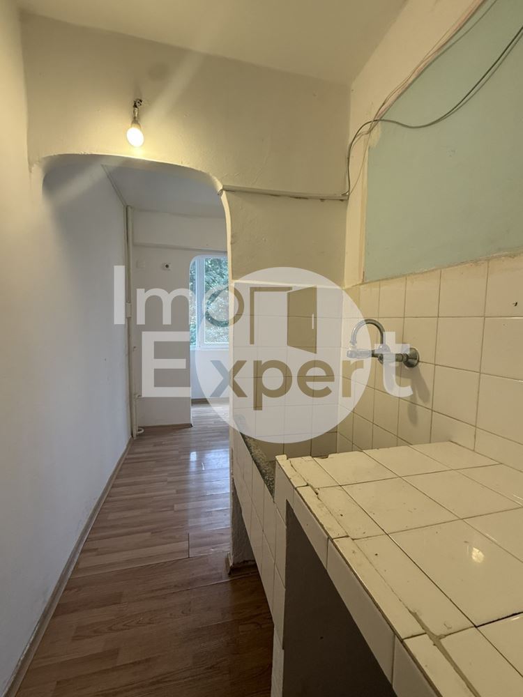 Апартамент с две стаи на отлична локация в жк.Зорница - 0