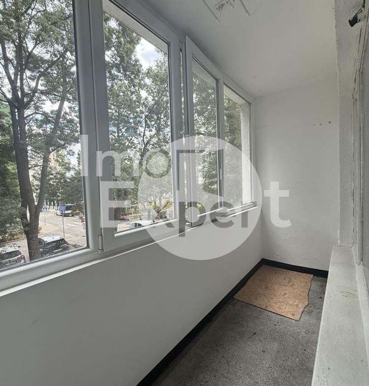 Апартамент с две стаи на отлична локация в жк.Зорница - 0