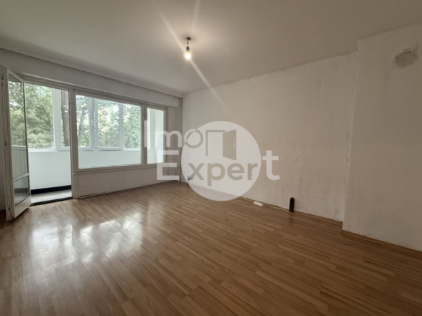 Апартамент с две стаи на отлична локация в жк.Зорница - 0