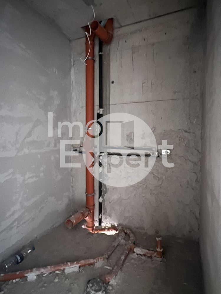 Двустаен апартамент на среден етаж пред акт 15!!! - 0