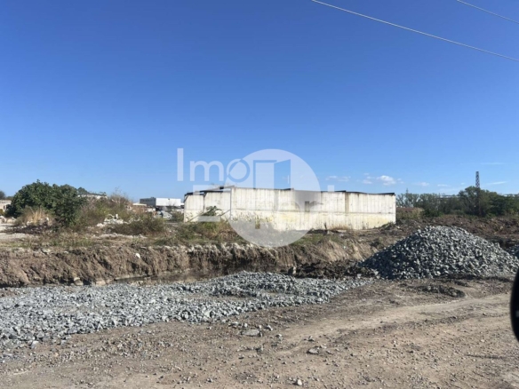 ИМОТ в промишлена зона ЮГ до новоизграждащия се път!!! - 0