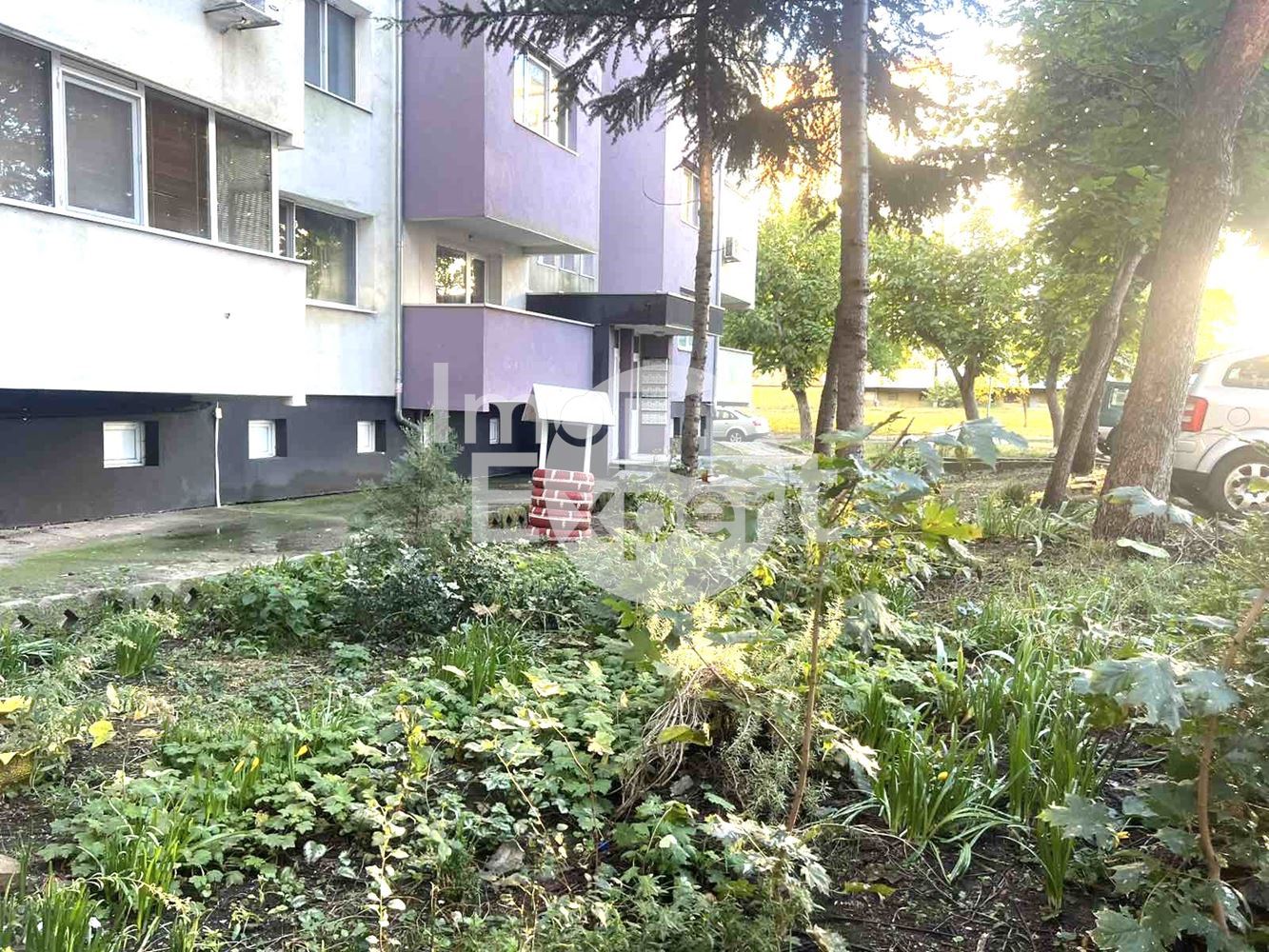 Гарсониера в саниран блок до Училище и детска градина!!! - 0