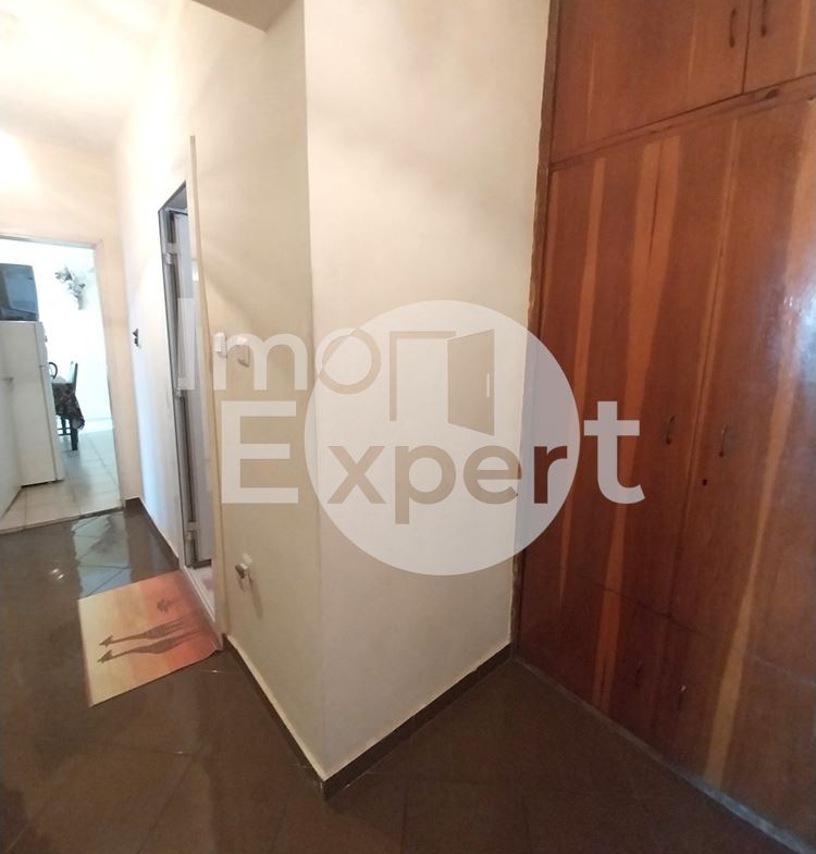 Нов имот на пазара. Двустаен апартамент с отделна кухня в ж.к. "Зорница" - 0