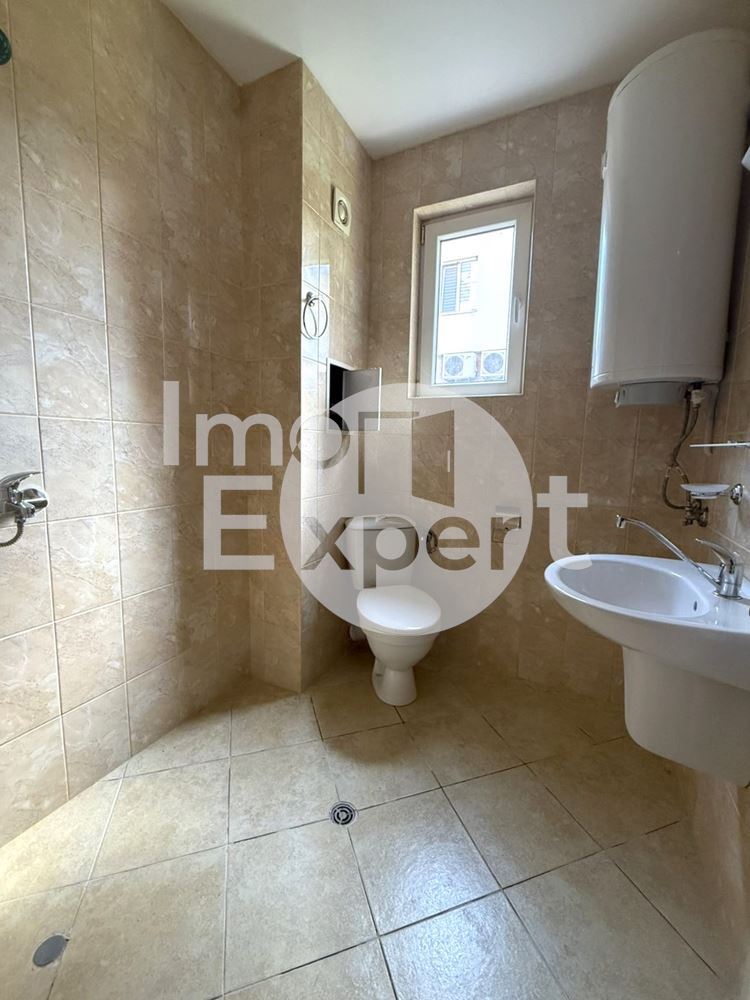 Двустаен апартамент до училище "Найден Геров" в жк.Меден Рудник - 0