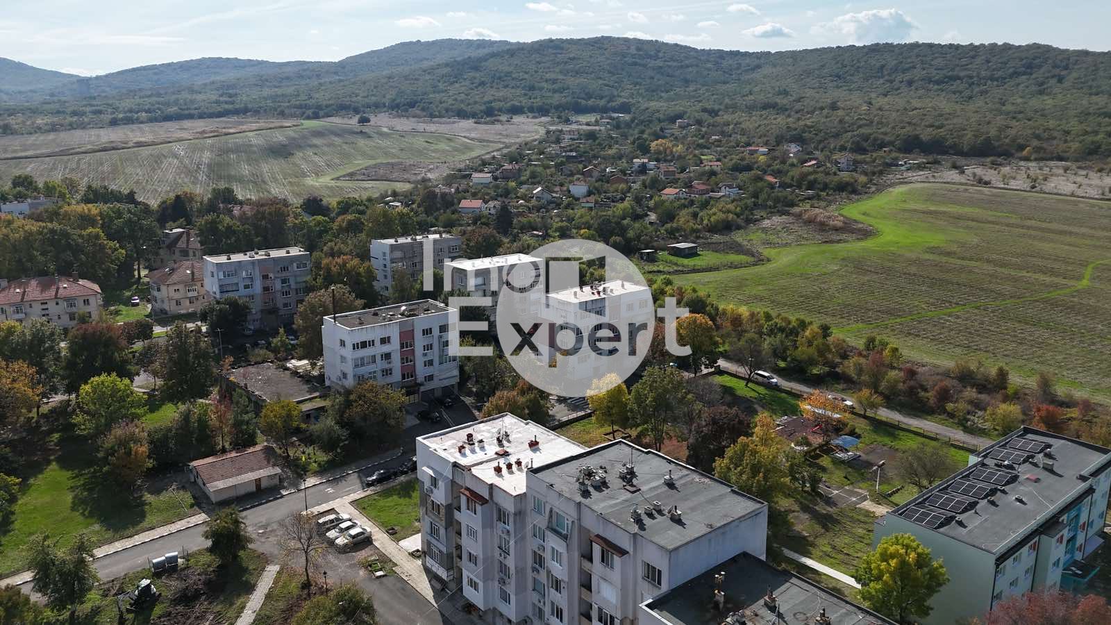 Тристаен тухлен апартамент в село Атия!!! - 0