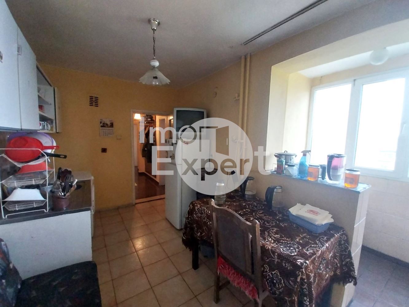 Нов имот на пазара. Двустаен апартамент с отделна кухня в ж.к. "Зорница" - 0