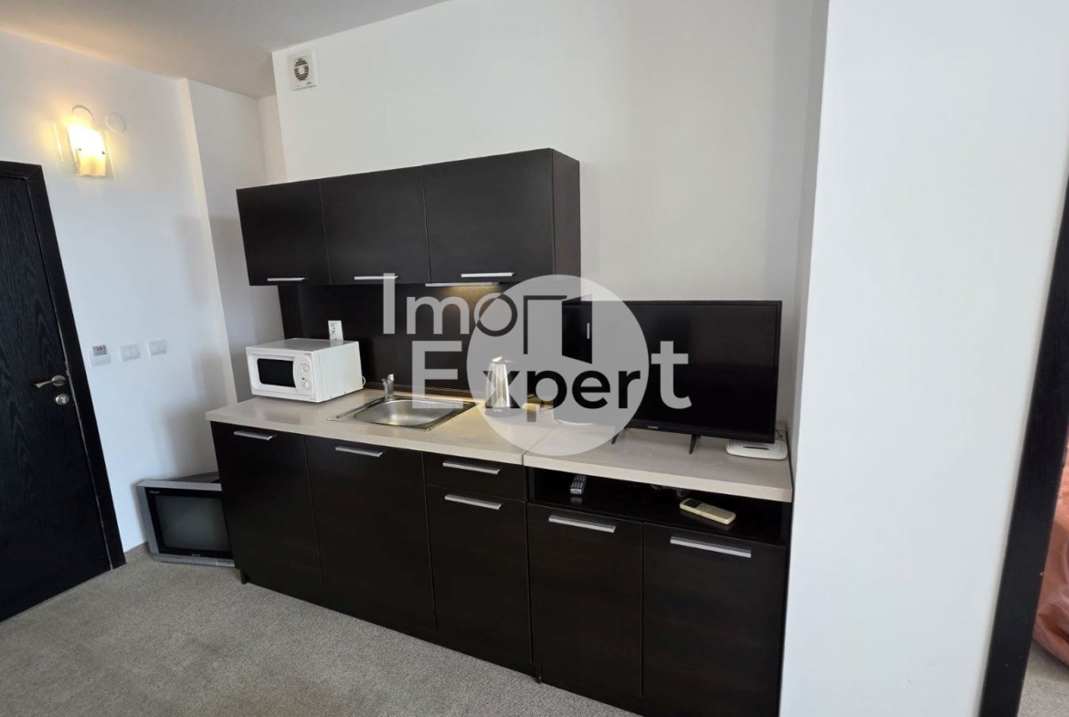 ОБЗАВЕДЕН ДВУСТАЕН АПАРТАМЕНТ С ГЛЕДКА МОРЕ-САРАФОВО - 0