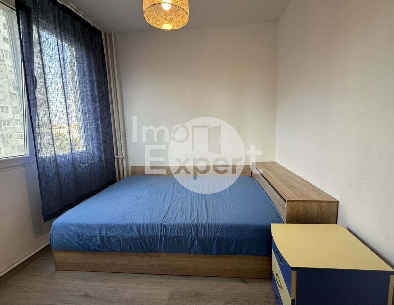 Обзаведен апартамент с две стаи и отделна кухня в жк.Славейков на отлична локация - 0