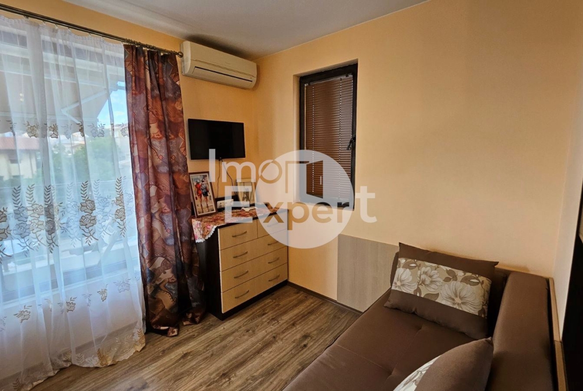 Обзаведен апартамент в кв.Сарафово с акт16 - 0