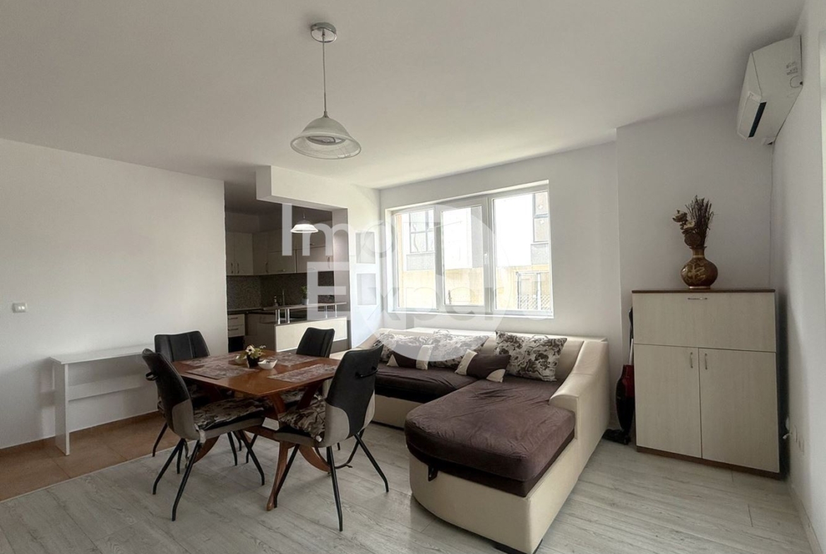 Обзаведен едностаен апартамент до терминала - 0