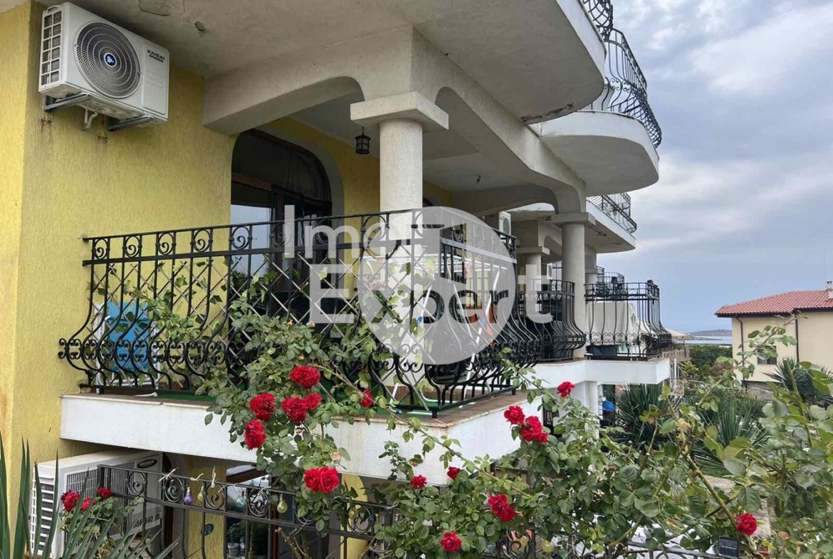 Обзаведен двустаен апартамент!!! Акт-16 - 0