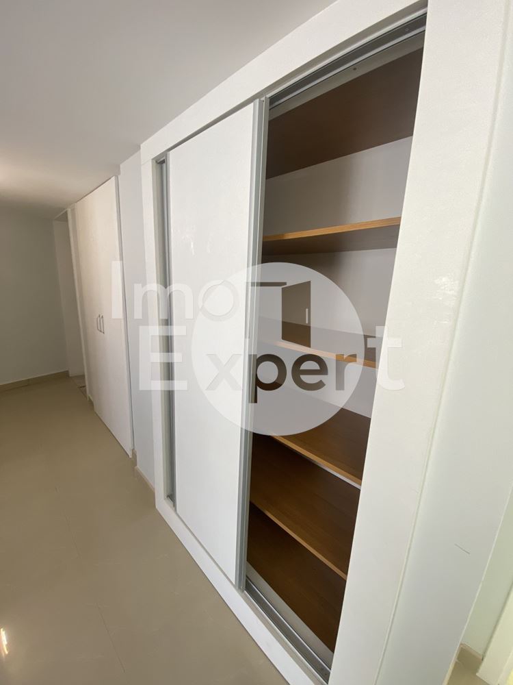 Обзаведен Тристаен апартамент под наем ЦГЧ - 0