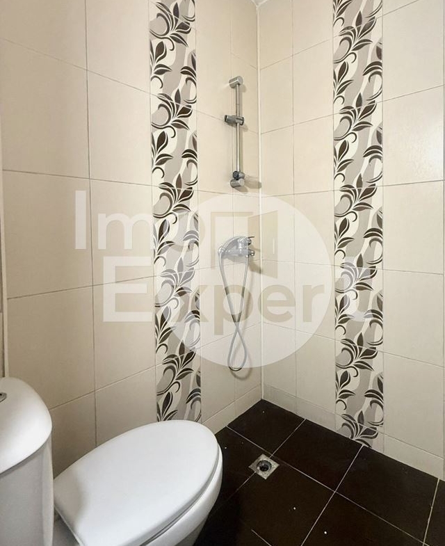 Обзаведен едностаен апартамент до терминала - 0