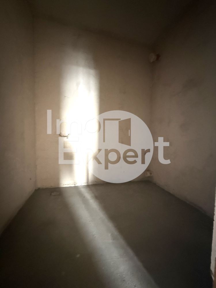 Тристаен апартамент с панорамна гледка в нова сграда с акт 16-0 Тристаен апартамент с панорамна гледка в нова сграда с акт 16 - 0