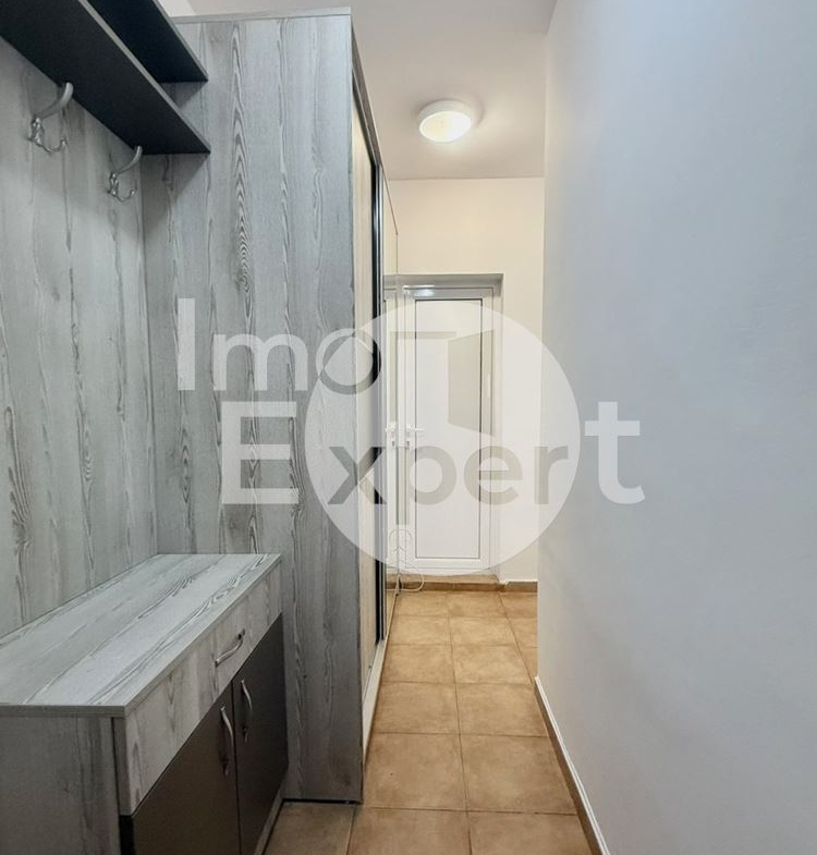 Обзаведен едностаен апартамент до терминала - 0