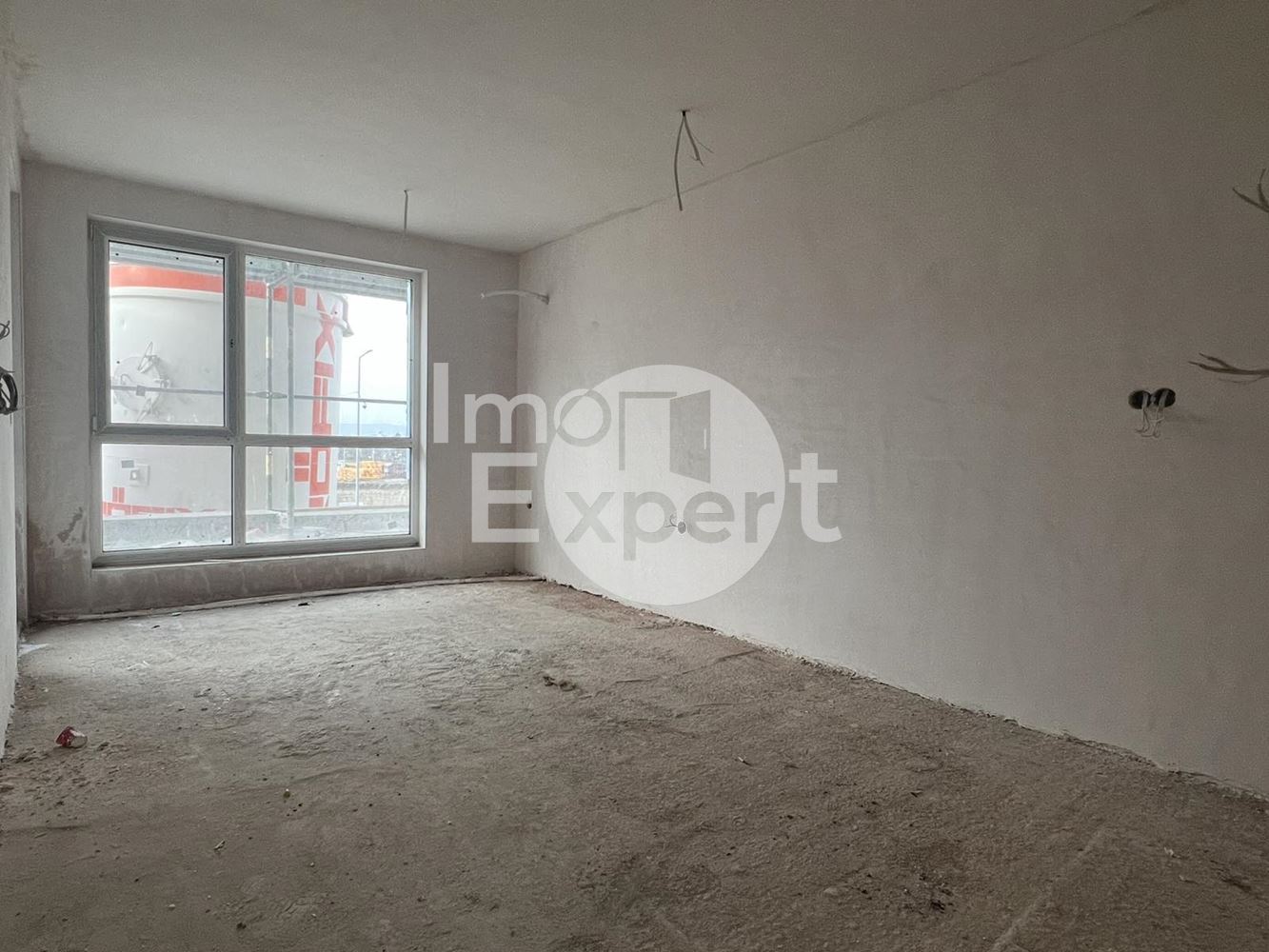 Двустаен апартамент на среден етаж пред акт 15!!!-0 Двустаен апартамент на среден етаж пред акт 15!!! - 0