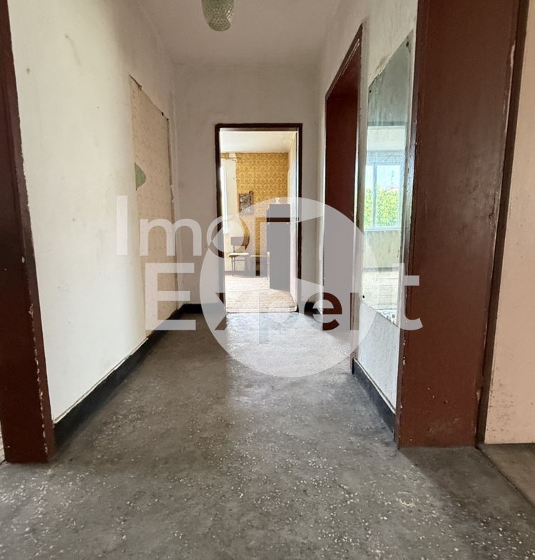 Етаж от къща със самостоялен вход и двор Долно Езерово!!! - 0