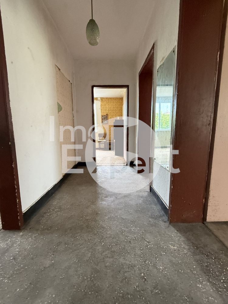 Етаж от къща със самостоялен вход и двор Долно Езерово!!!-0 Етаж от къща със самостоялен вход и двор Долно Езерово!!! - 0