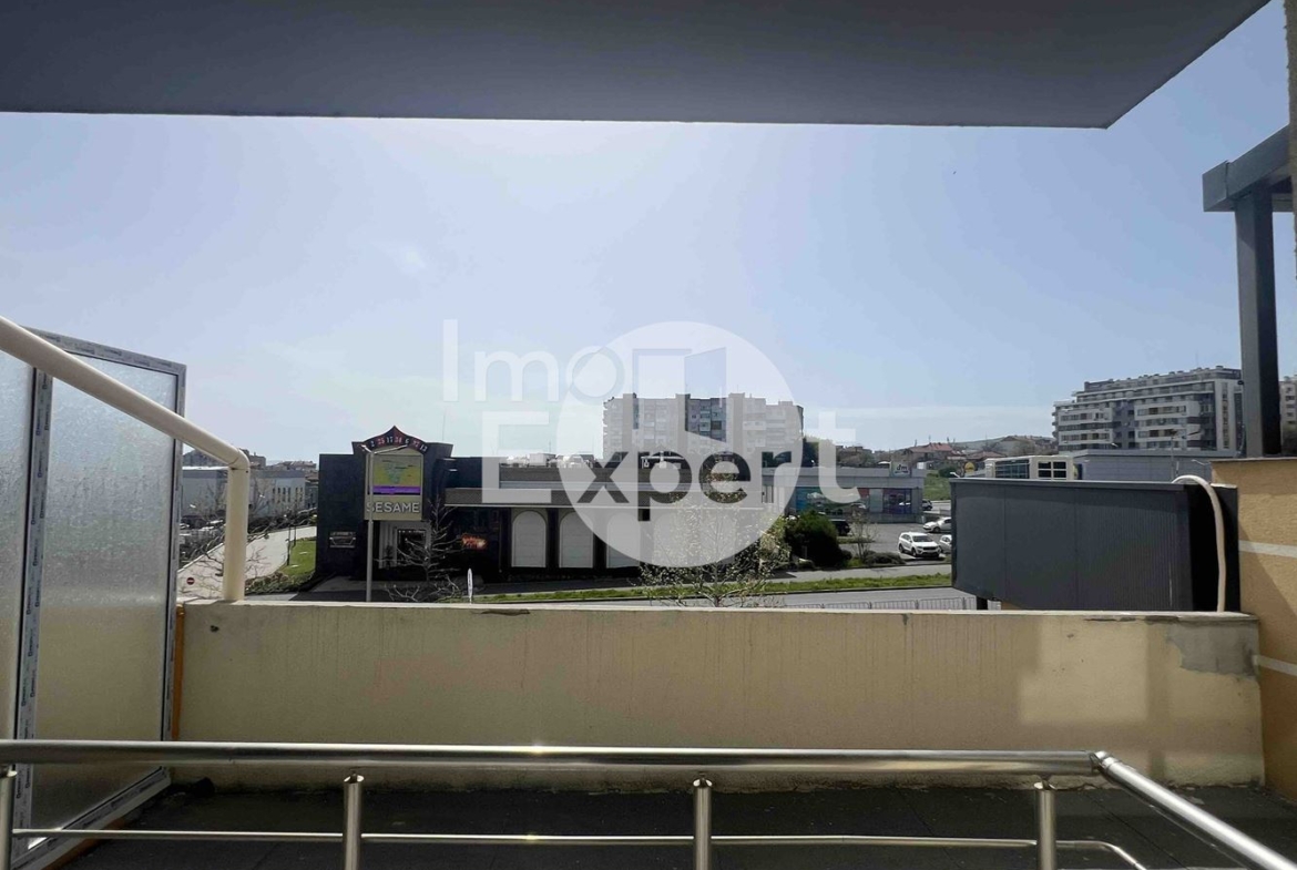 Тристаен апартамент до заведение "Fuego" зона-А !!! - 0