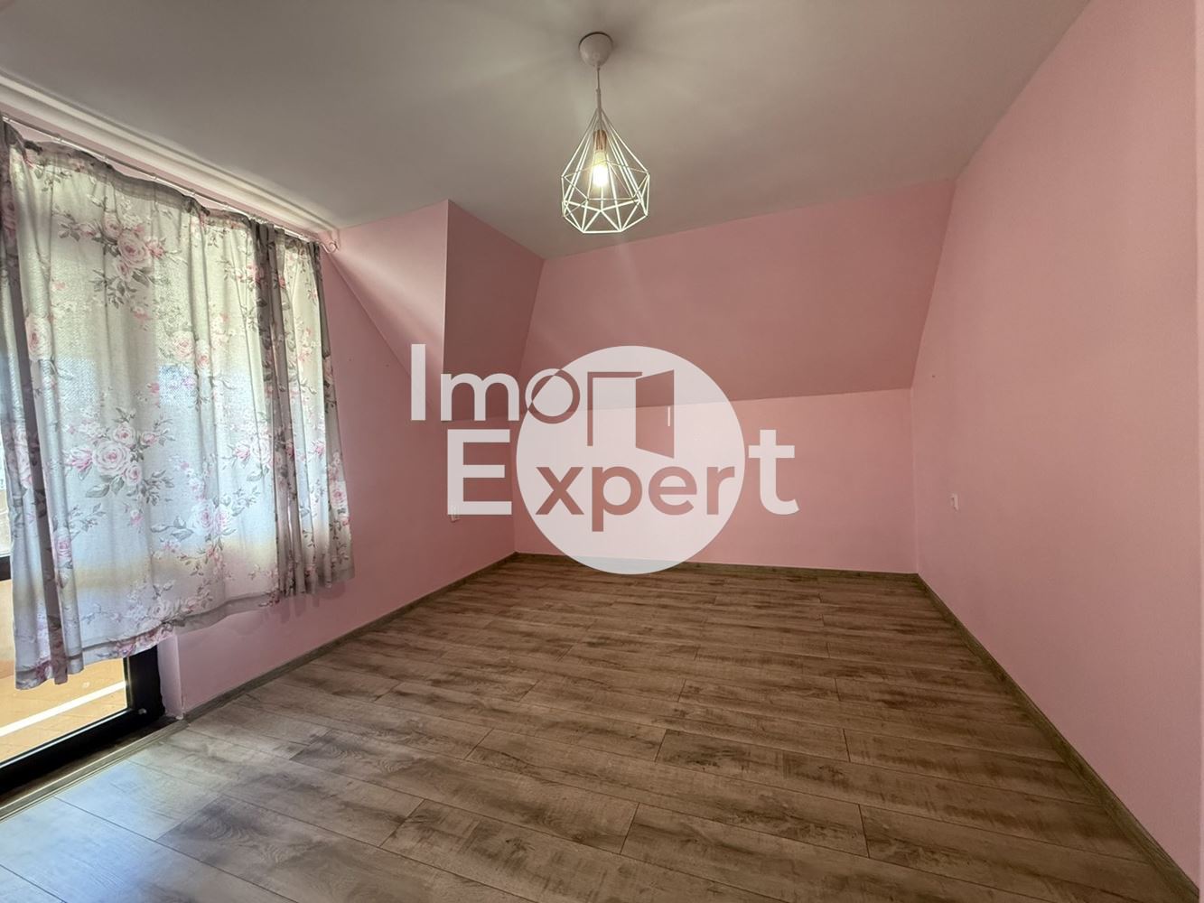 Тристаен обзаведен мезонет с акт16 в района на Борисовата градина !!!-0 Тристаен обзаведен мезонет с акт16 в района на Борисовата градина !!! - 0