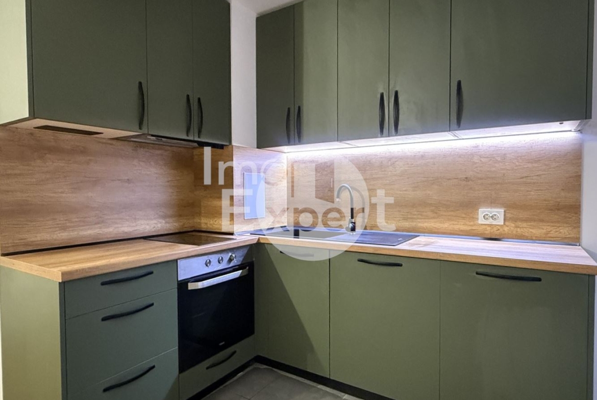 Тристаен апартамент с акт16 Меден рудник зона В до ключ !!! - 0